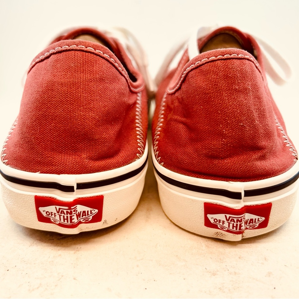 Vans Unisex Salt Wash Red Canvas Classic Lace Up Sneakers Size M 10.5 W 12 Eu 44 - Picture 8 of 11
